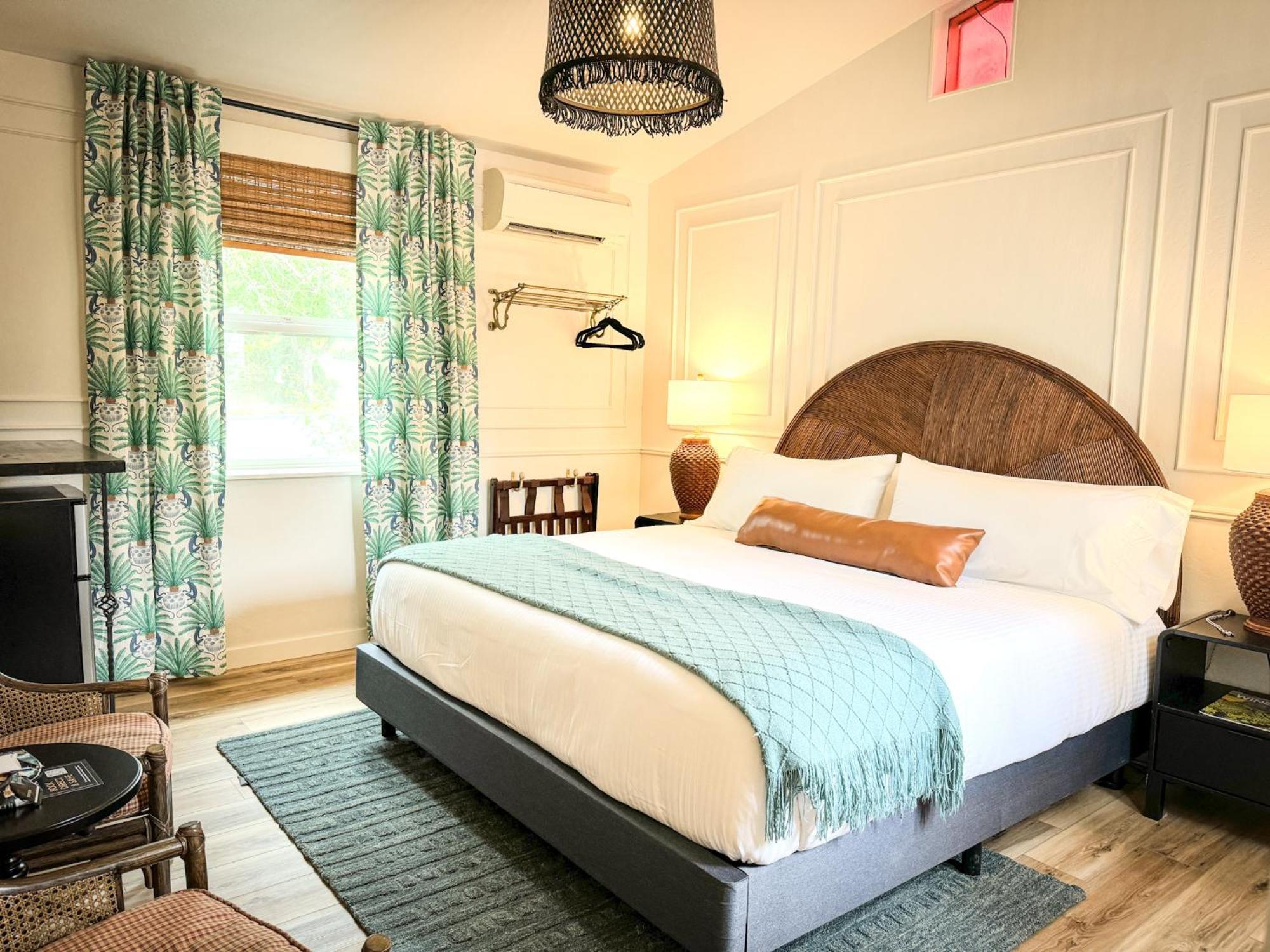 Swank Boutique Suites Ashland Bagian luar foto