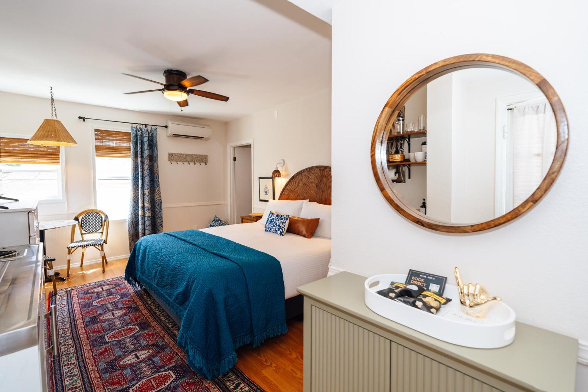 Swank Boutique Suites Ashland Bagian luar foto